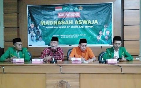 Peserta mengikuti agenda kaderisasi PCNU Pengurus Cabang Kabupaten Tuban